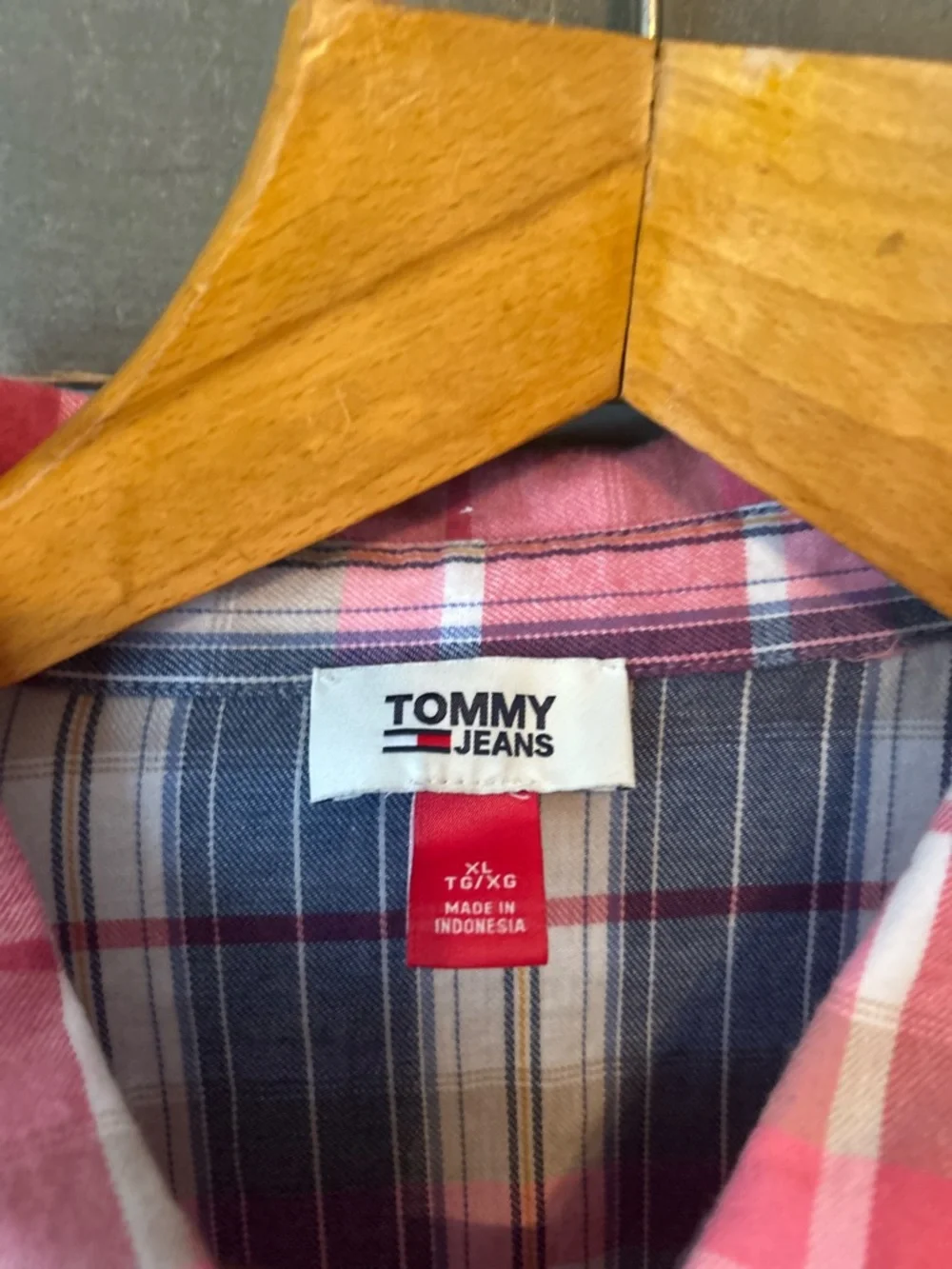 Tommy Jeans cotton shirt - Picture 3 of 12